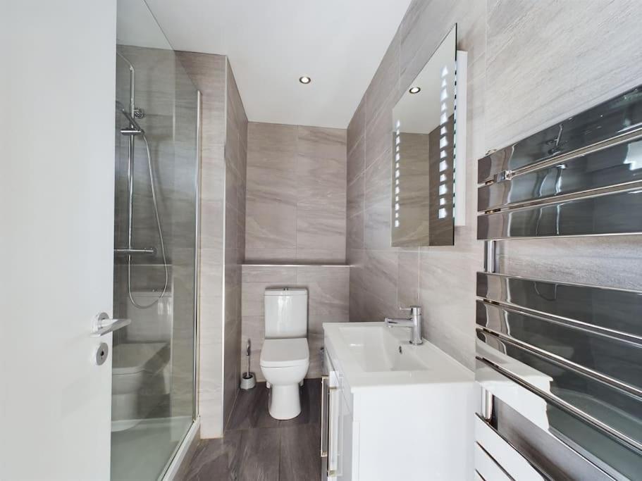 Donegall Sq Apt At City Gate, Belfast City Centre Extérieur photo